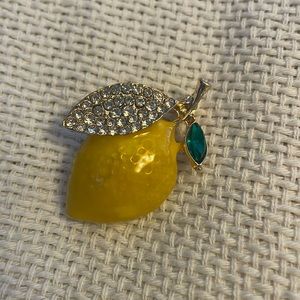 NWOT Lemon Brooch